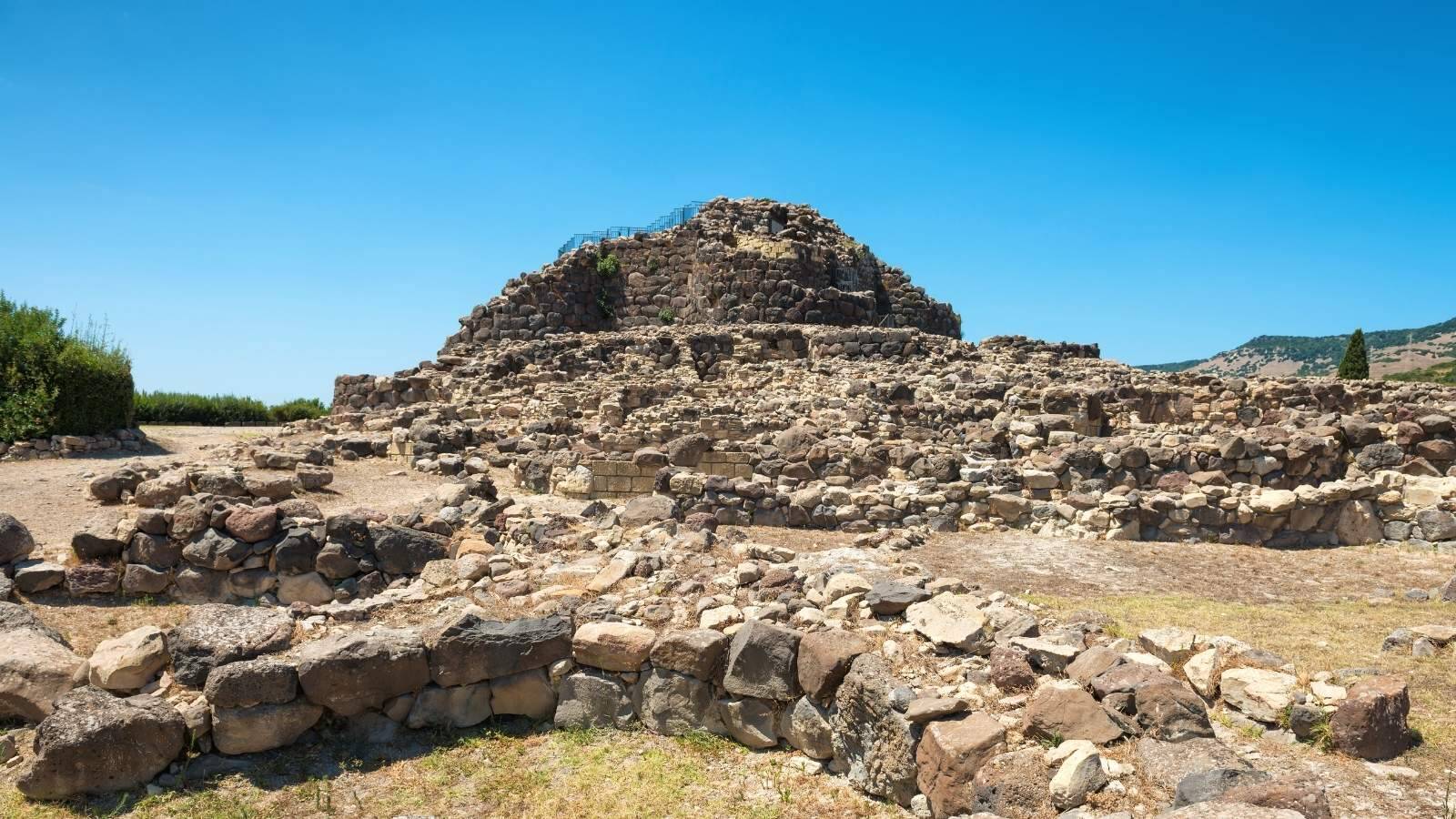 Monument du site archéologique de Nuraghi